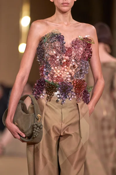 Look 47